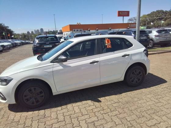 VOLKSWAGEN POLO 1.0 MPI TRACK MANUAL VOLKSWAGEN POLO 1.0 MPI TRACK MANUAL